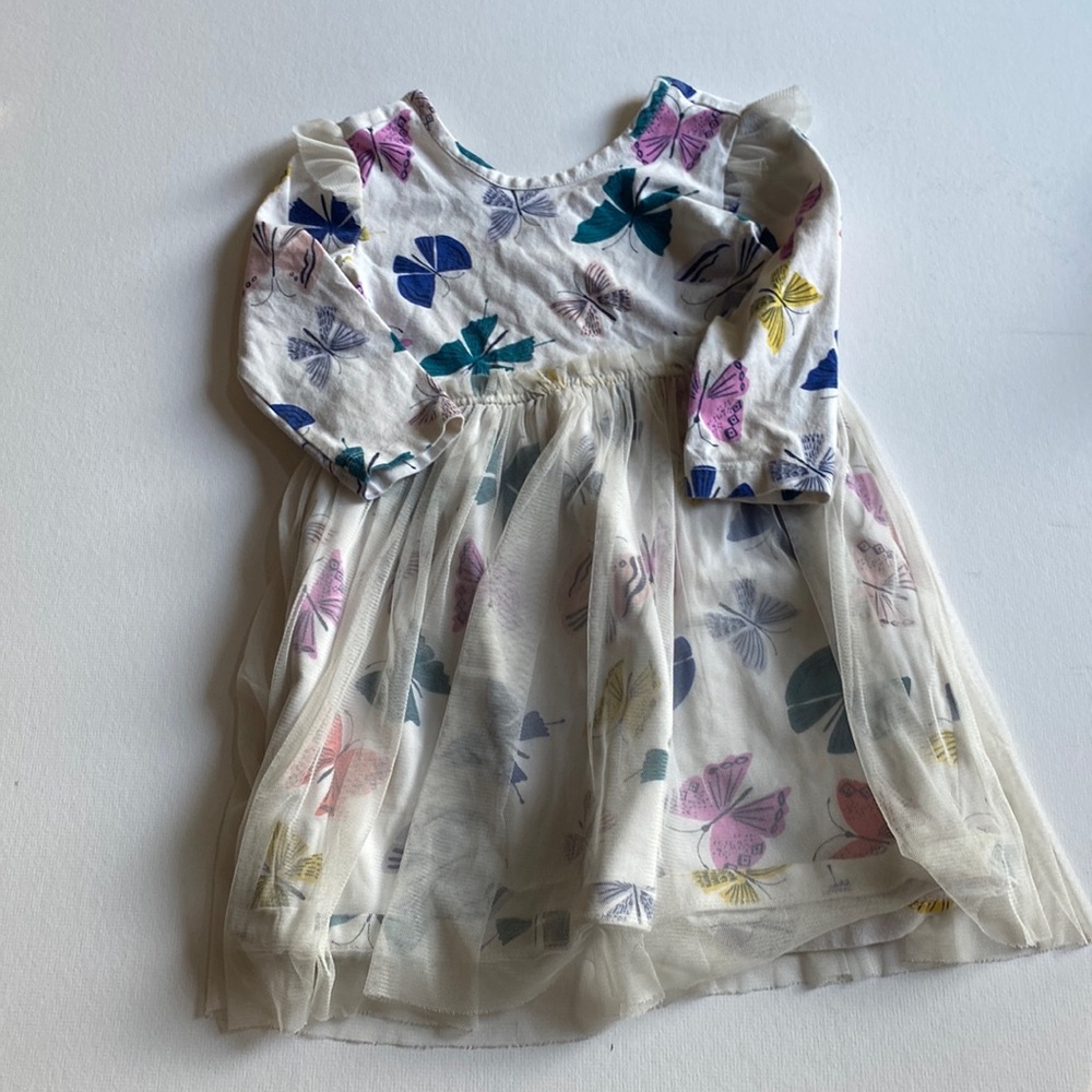 HANNA ANDERSSON GIRL'S PRINTED TULLE RUFFLE DRESS IN IVORY/MLT BUTTERFLIES